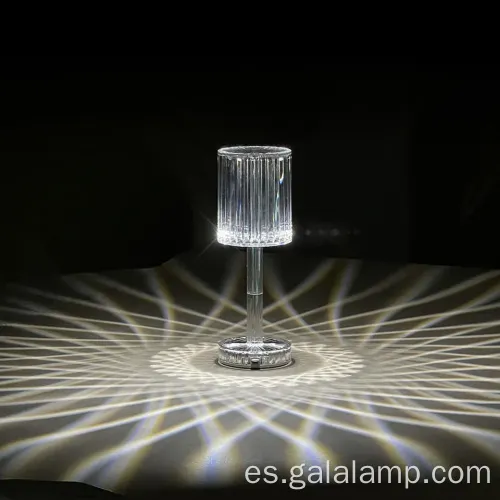 Elegante lámpara romántica para la acogedora sala de estar